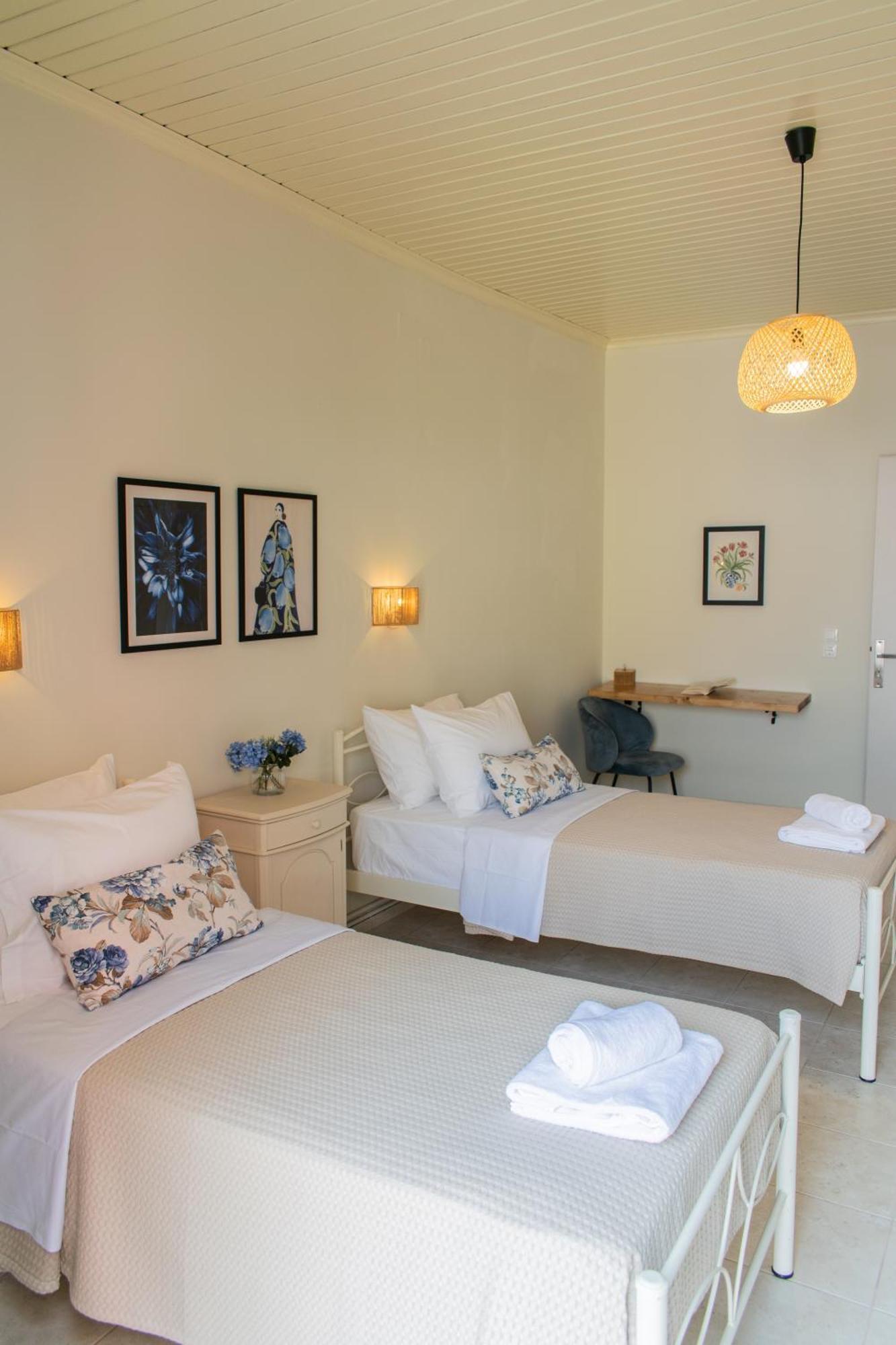 Alba Spacious Maisonette Corfu (city)