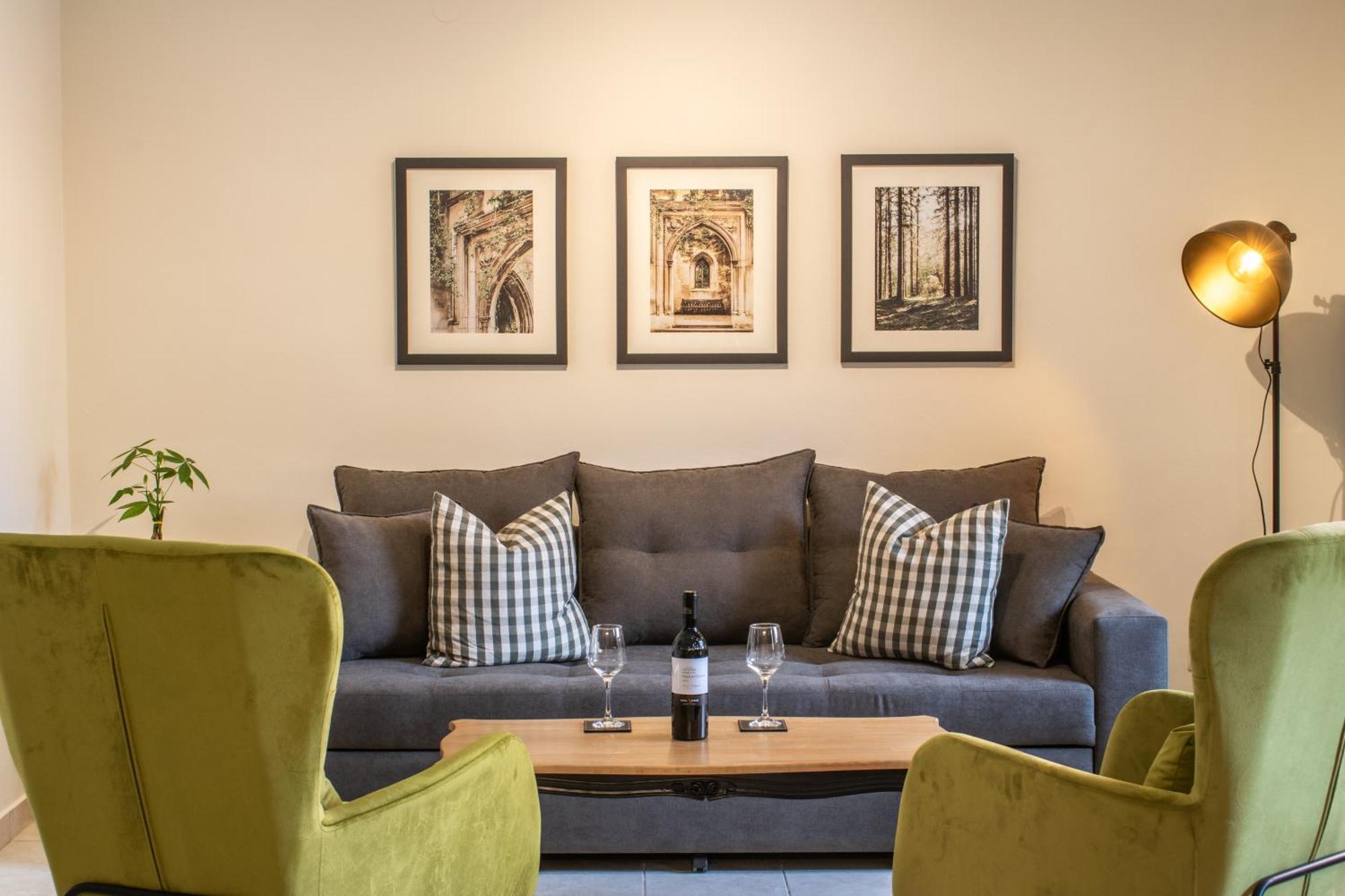 Alba Spacious Maisonette Vakantiehuis
