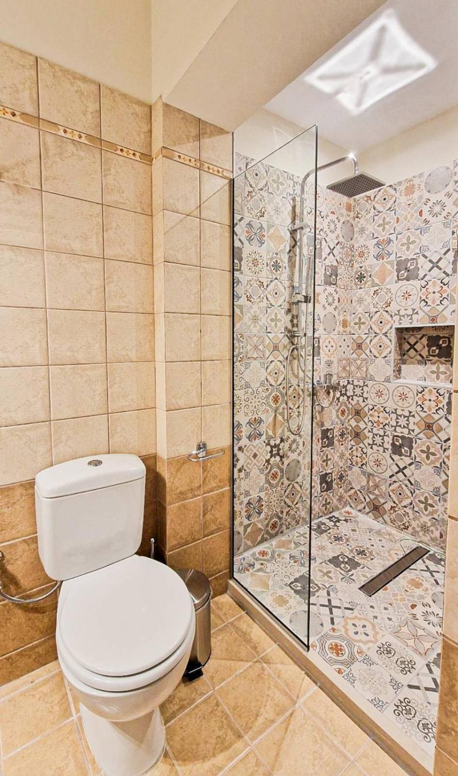Alba Spacious Maisonette Vakantiehuis *