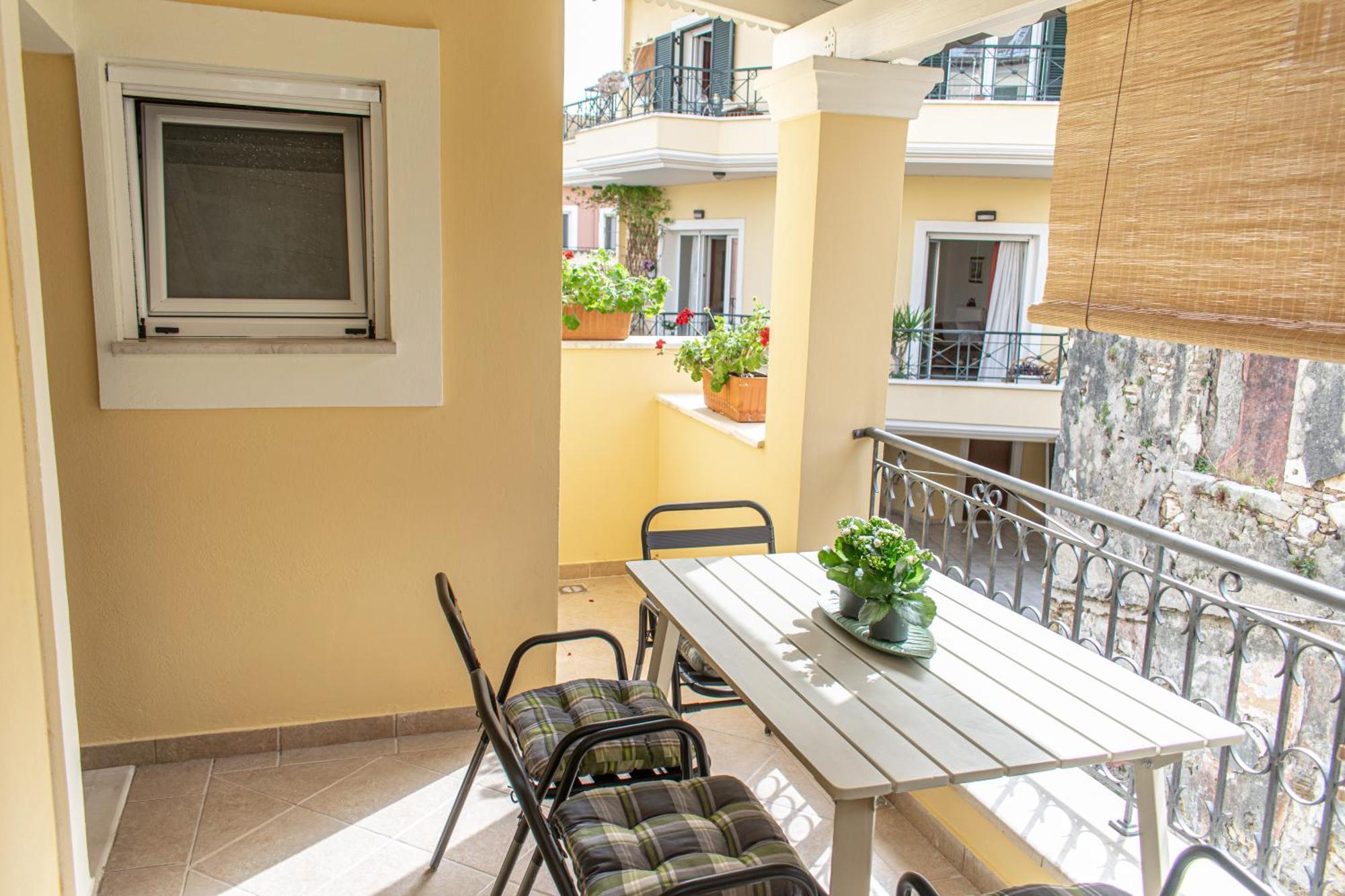 Alba Spacious Maisonette Corfu (city)